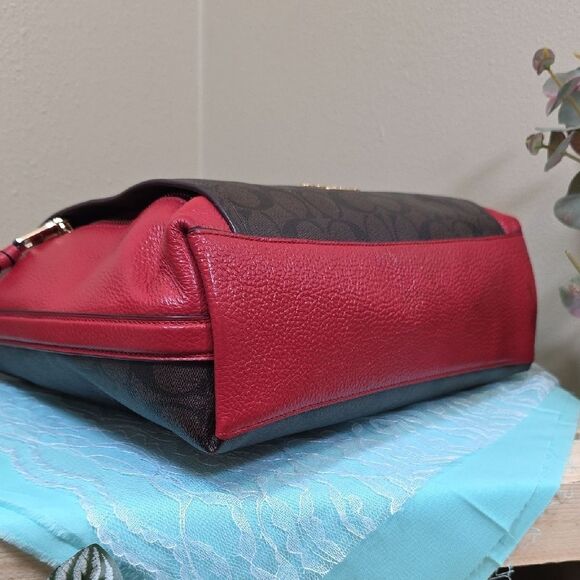 Coach Marlon Hobo In Signature Canvas With Wallet - Picture 8 of 16